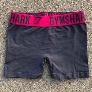 GYMSHARK COMPRESSION SHORTS